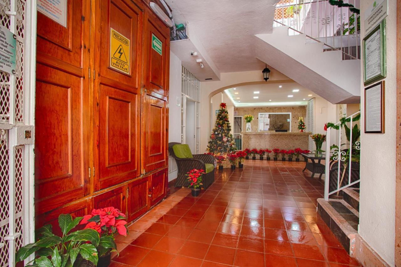 Suites Plaza Del Rio - Family Hotel Malecon Centro Puerto Vallarta Buitenkant foto