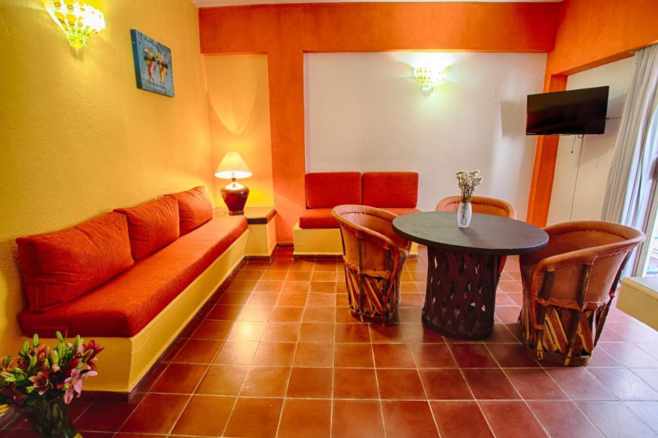 Suites Plaza Del Rio - Family Hotel Malecon Centro Puerto Vallarta Buitenkant foto