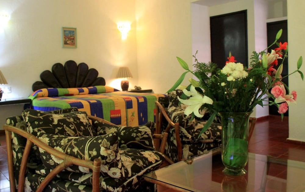 Suites Plaza Del Rio - Family Hotel Malecon Centro Puerto Vallarta Buitenkant foto