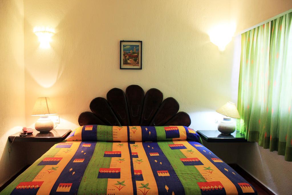 Suites Plaza Del Rio - Family Hotel Malecon Centro Puerto Vallarta Buitenkant foto