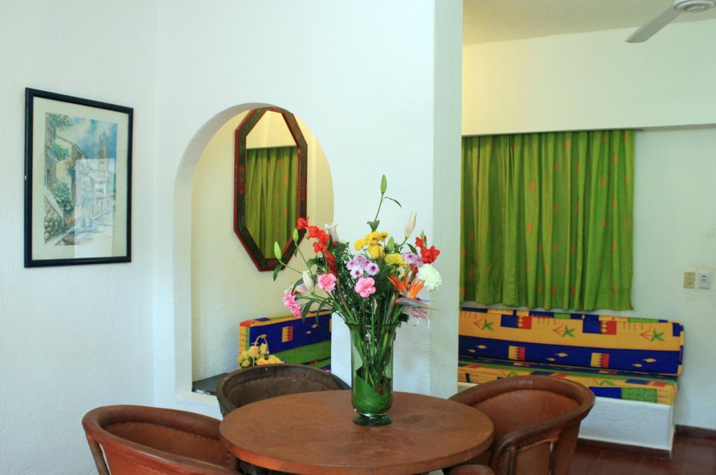 Suites Plaza Del Rio - Family Hotel Malecon Centro Puerto Vallarta Buitenkant foto