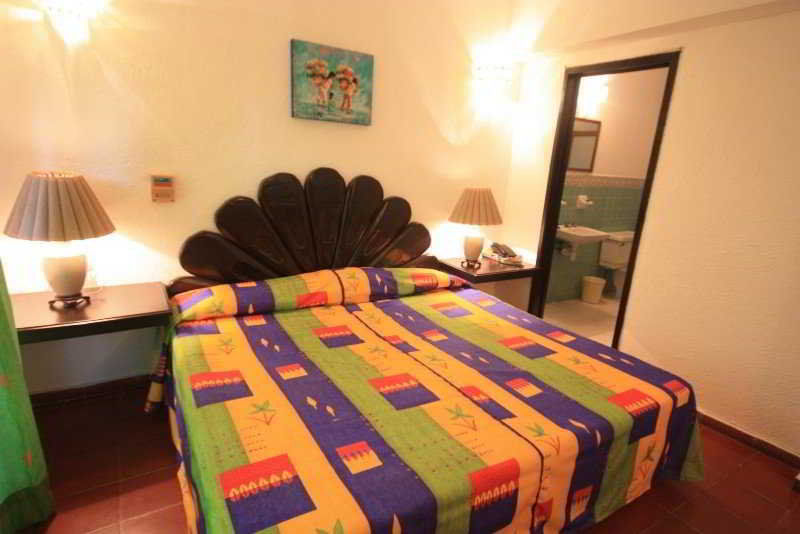 Suites Plaza Del Rio - Family Hotel Malecon Centro Puerto Vallarta Buitenkant foto